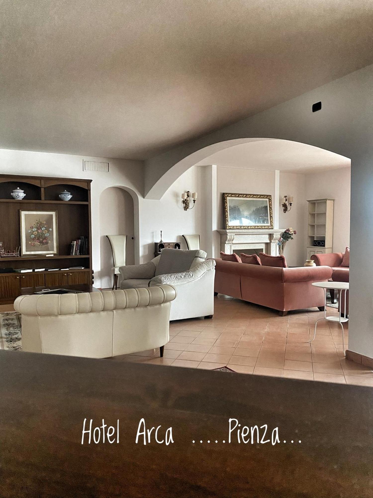 Arca Hotel Pienza Exterior photo
