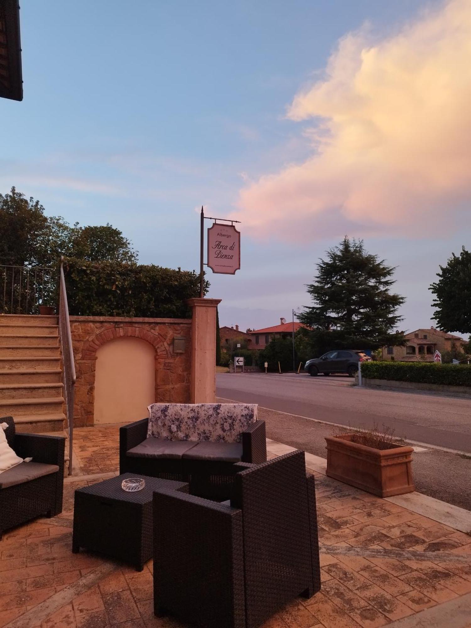 Arca Hotel Pienza Exterior photo